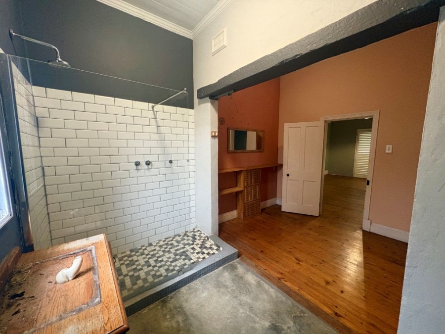 5 Bedroom Property for Sale in Umtentweni KwaZulu-Natal