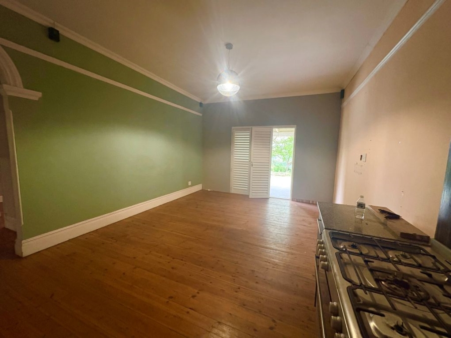 5 Bedroom Property for Sale in Umtentweni KwaZulu-Natal