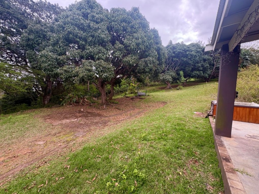 5 Bedroom Property for Sale in Umtentweni KwaZulu-Natal