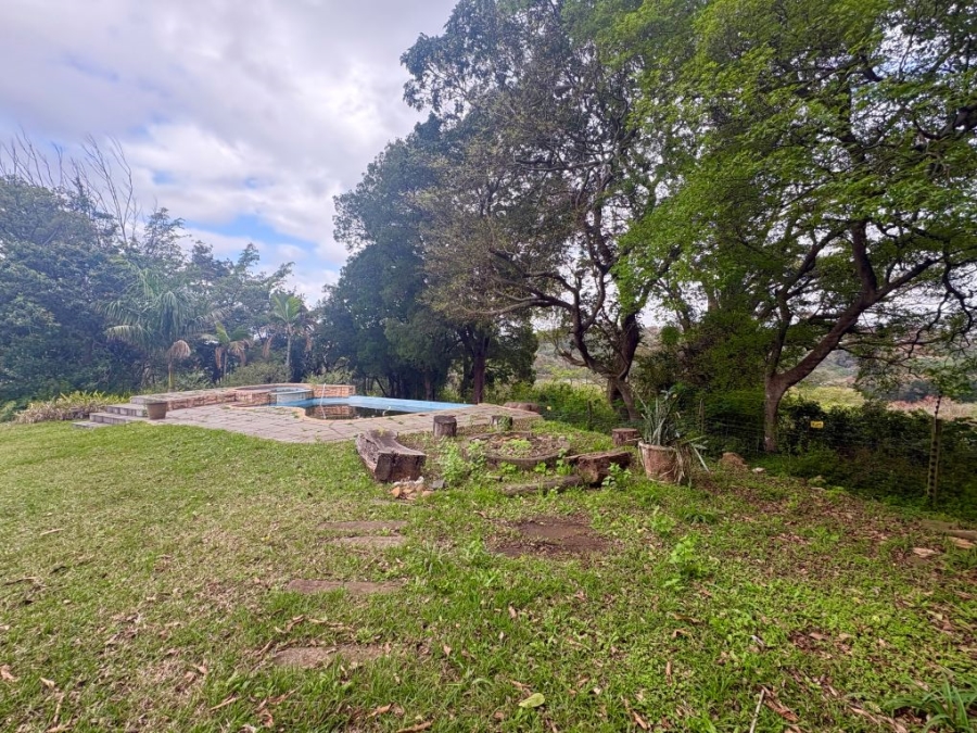 5 Bedroom Property for Sale in Umtentweni KwaZulu-Natal