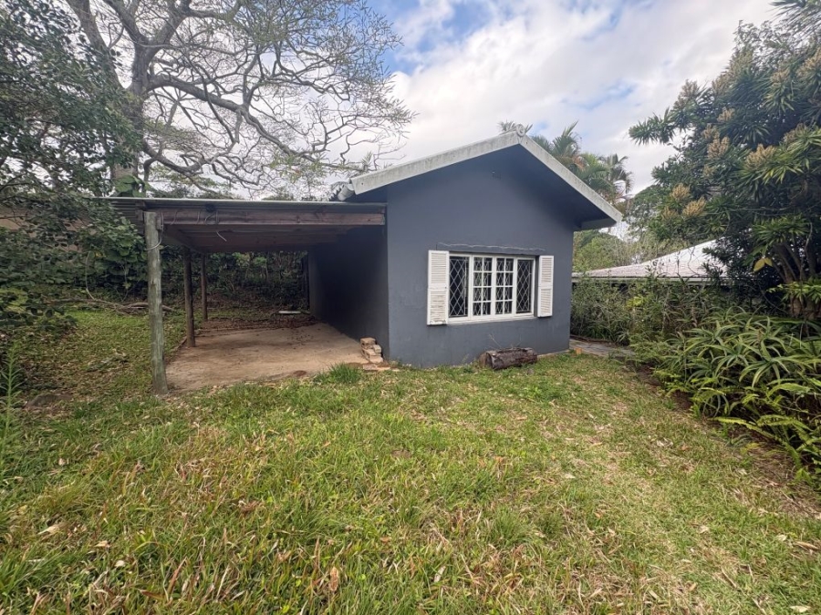 5 Bedroom Property for Sale in Umtentweni KwaZulu-Natal