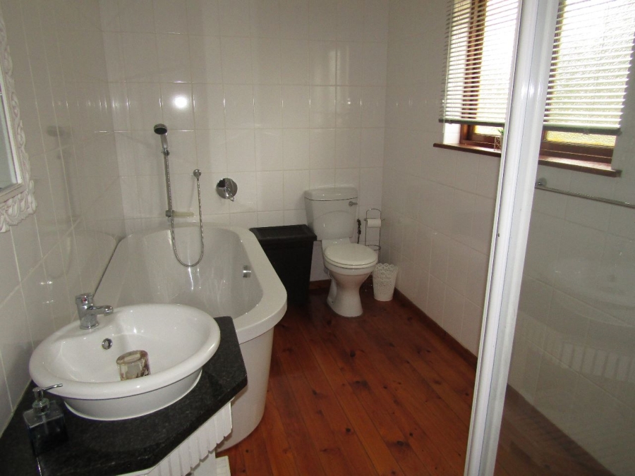 3 Bedroom Property for Sale in Elysium KwaZulu-Natal