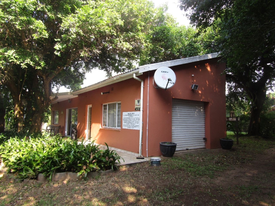 8 Bedroom Property for Sale in Elysium KwaZulu-Natal