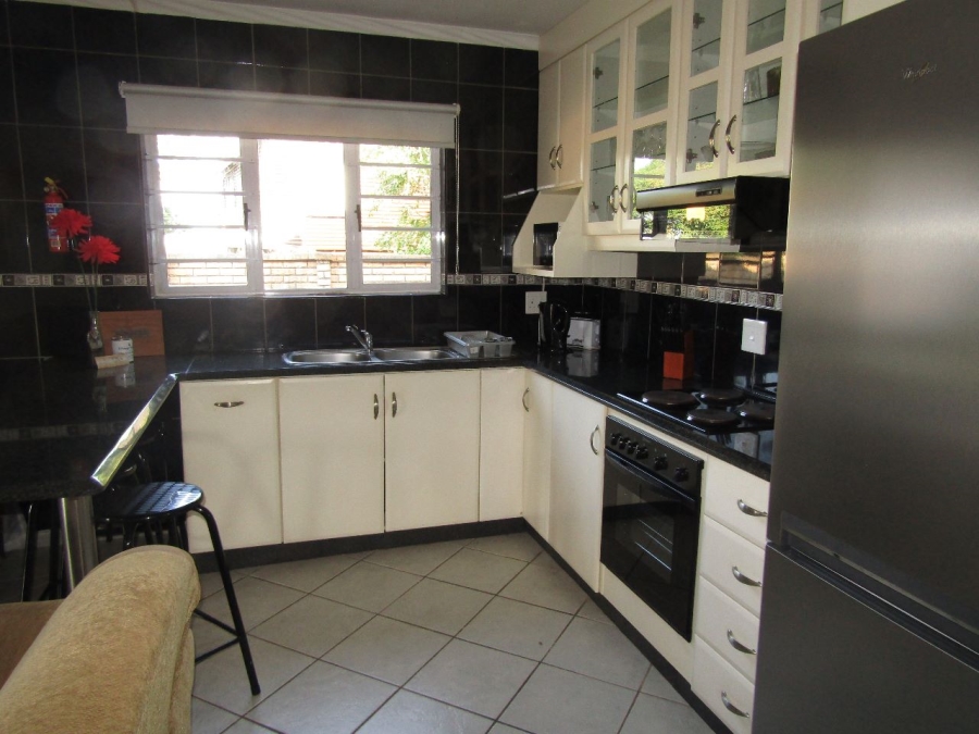 8 Bedroom Property for Sale in Elysium KwaZulu-Natal
