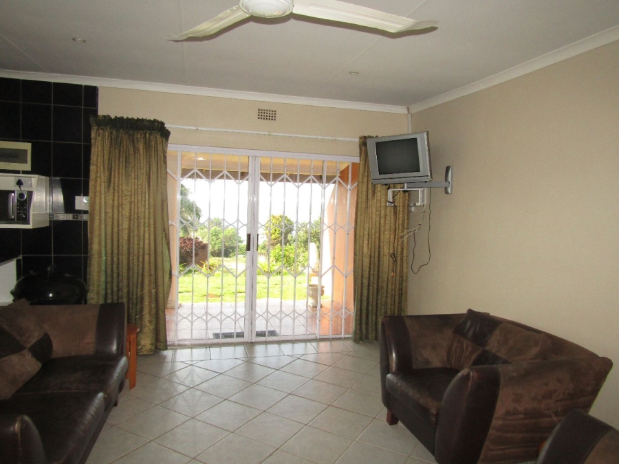 8 Bedroom Property for Sale in Elysium KwaZulu-Natal