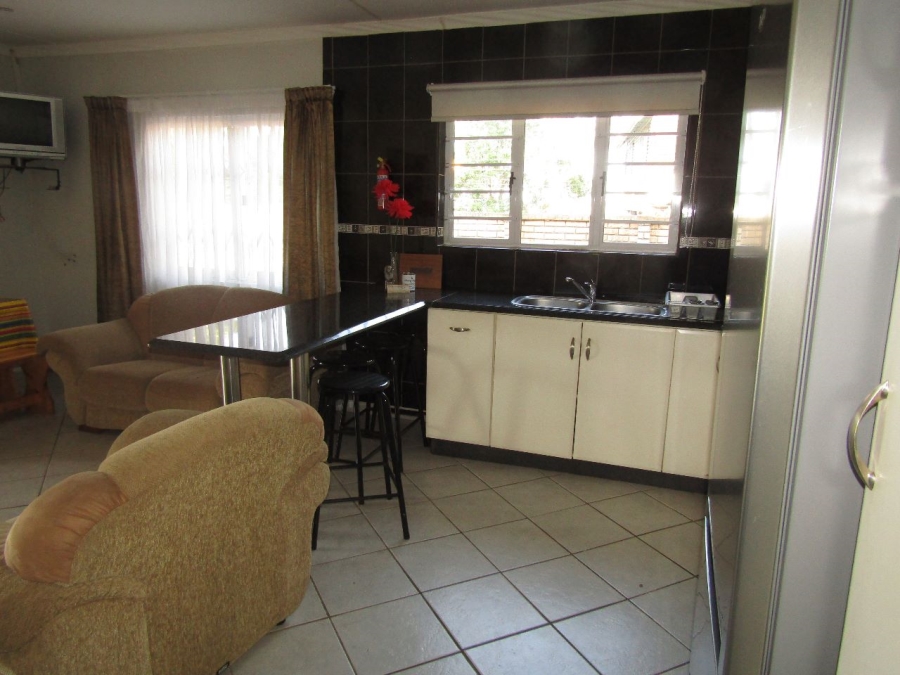 8 Bedroom Property for Sale in Elysium KwaZulu-Natal
