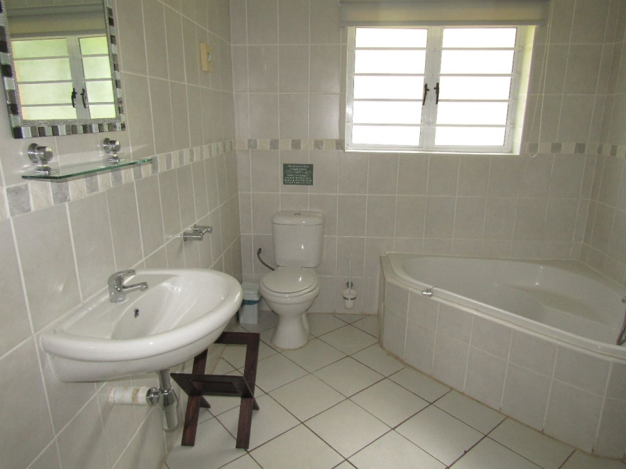 8 Bedroom Property for Sale in Elysium KwaZulu-Natal