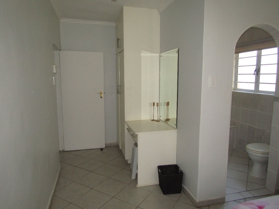 8 Bedroom Property for Sale in Elysium KwaZulu-Natal