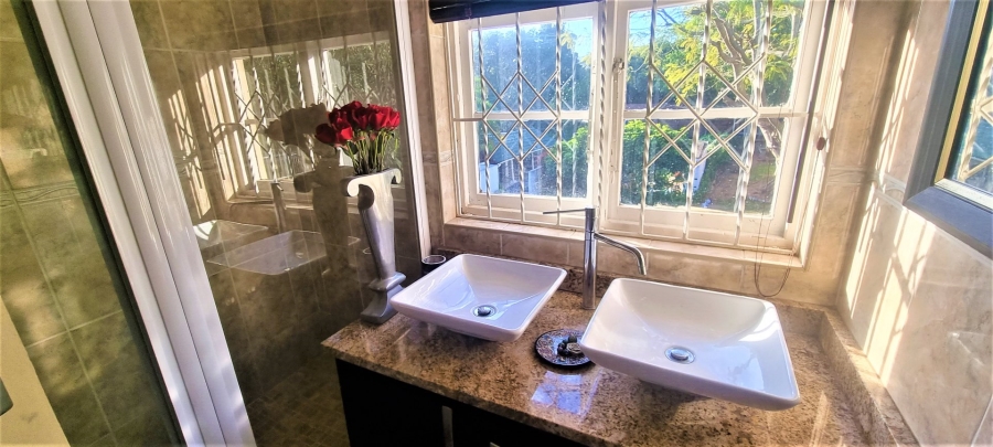 4 Bedroom Property for Sale in Sea Park KwaZulu-Natal
