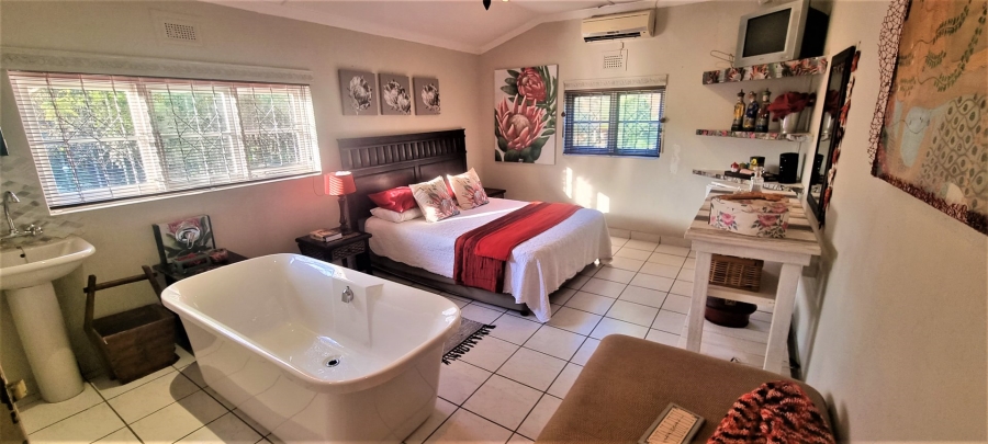 4 Bedroom Property for Sale in Sea Park KwaZulu-Natal