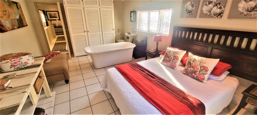 4 Bedroom Property for Sale in Sea Park KwaZulu-Natal