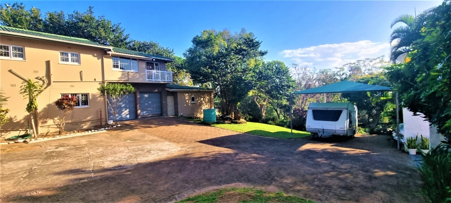 4 Bedroom Property for Sale in Sea Park KwaZulu-Natal