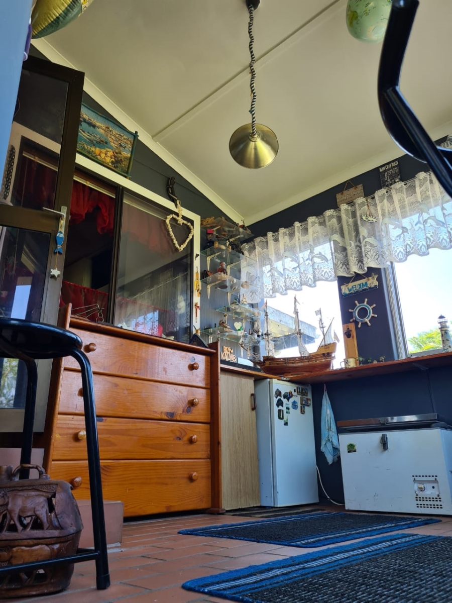 2 Bedroom Property for Sale in Hibberdene KwaZulu-Natal