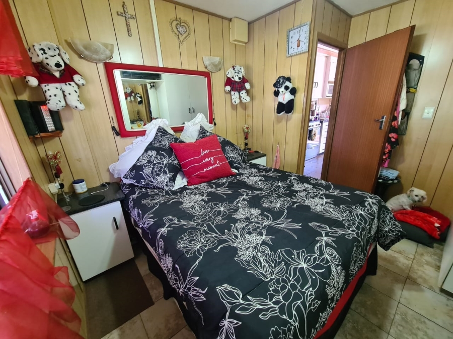 2 Bedroom Property for Sale in Hibberdene KwaZulu-Natal