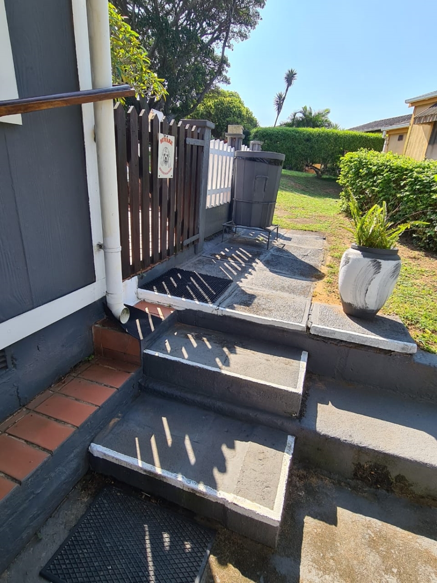 2 Bedroom Property for Sale in Hibberdene KwaZulu-Natal