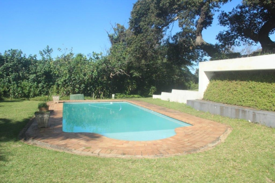 5 Bedroom Property for Sale in Umtentweni KwaZulu-Natal