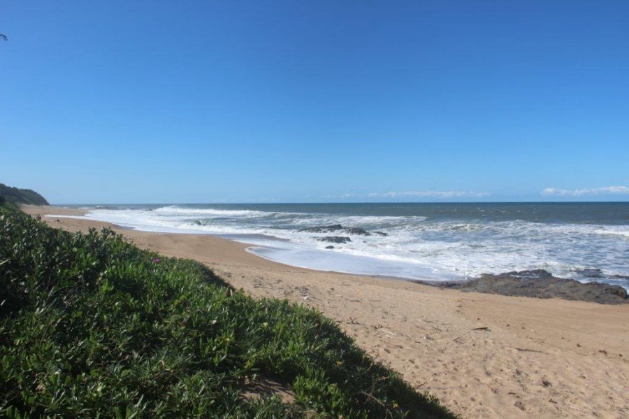 5 Bedroom Property for Sale in Umtentweni KwaZulu-Natal