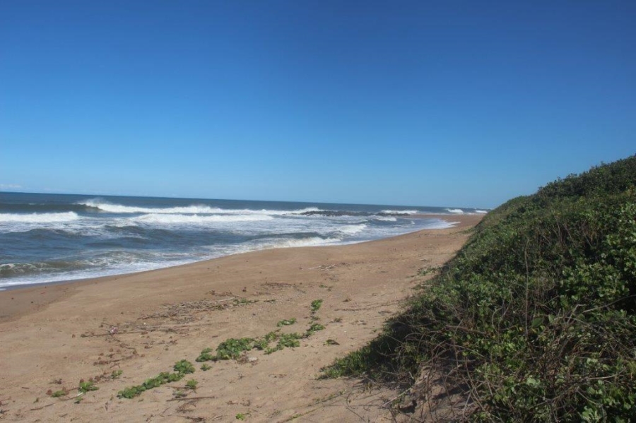 5 Bedroom Property for Sale in Umtentweni KwaZulu-Natal