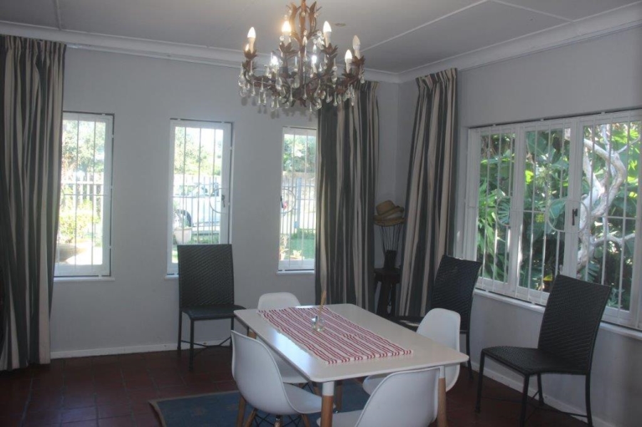 5 Bedroom Property for Sale in Umtentweni KwaZulu-Natal