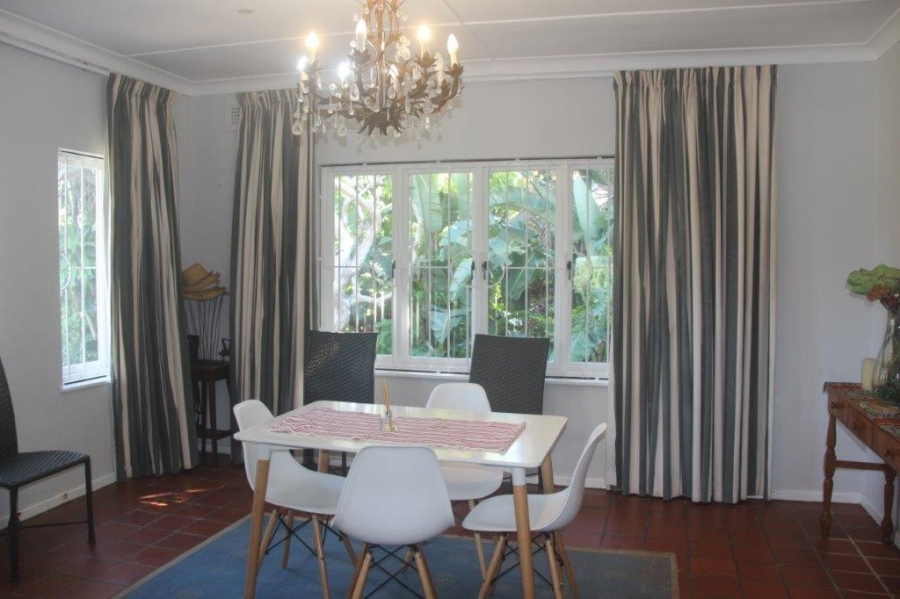 5 Bedroom Property for Sale in Umtentweni KwaZulu-Natal