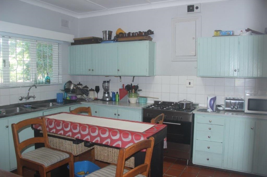 5 Bedroom Property for Sale in Umtentweni KwaZulu-Natal
