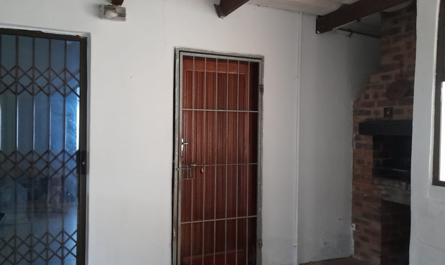 3 Bedroom Property for Sale in Sea Park KwaZulu-Natal