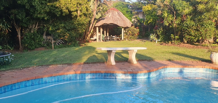 3 Bedroom Property for Sale in Umtentweni KwaZulu-Natal