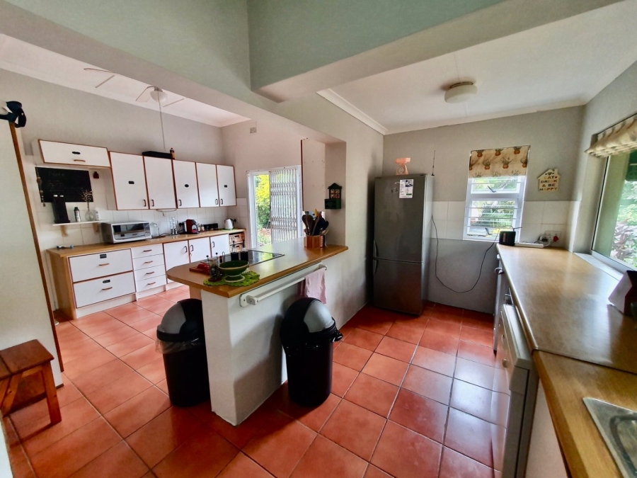3 Bedroom Property for Sale in Umtentweni KwaZulu-Natal