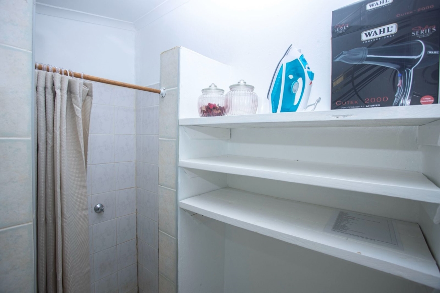 3 Bedroom Property for Sale in Umtentweni KwaZulu-Natal