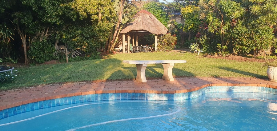 3 Bedroom Property for Sale in Umtentweni KwaZulu-Natal