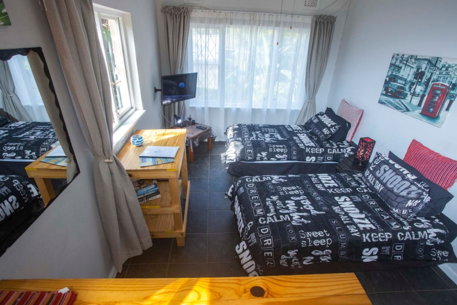 3 Bedroom Property for Sale in Umtentweni KwaZulu-Natal