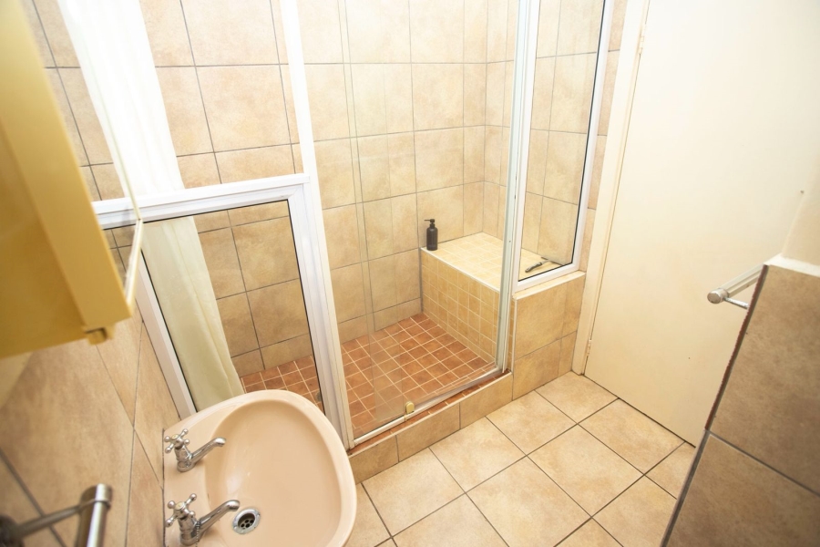 3 Bedroom Property for Sale in Umtentweni KwaZulu-Natal