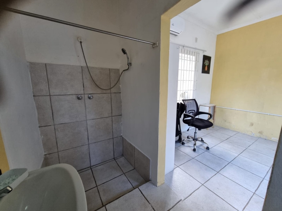 2 Bedroom Property for Sale in Pumula KwaZulu-Natal
