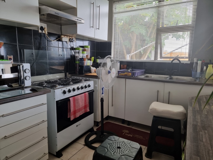 5 Bedroom Property for Sale in Hibberdene KwaZulu-Natal