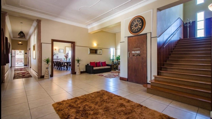 6 Bedroom Property for Sale in Dawncliffe KwaZulu-Natal