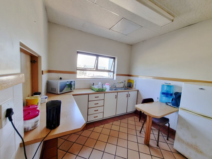 Commercial Property for Sale in Stanger Industrial KwaZulu-Natal