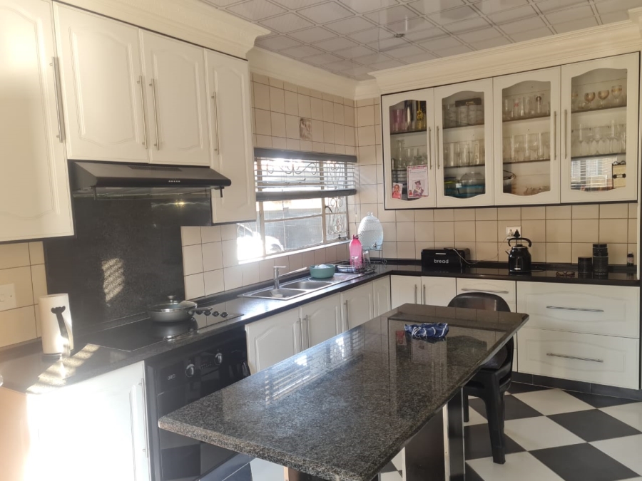 3 Bedroom Property for Sale in Dundee KwaZulu-Natal