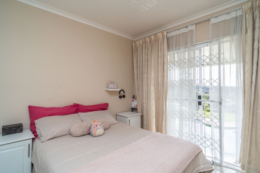 4 Bedroom Property for Sale in Dawncliffe KwaZulu-Natal