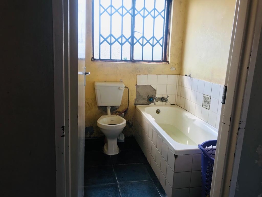 2 Bedroom Property for Sale in Esikhawini KwaZulu-Natal