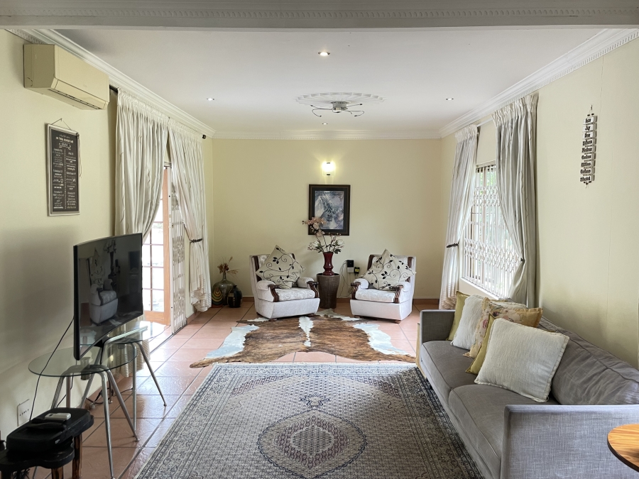 4 Bedroom Property for Sale in Veld En Vlei KwaZulu-Natal