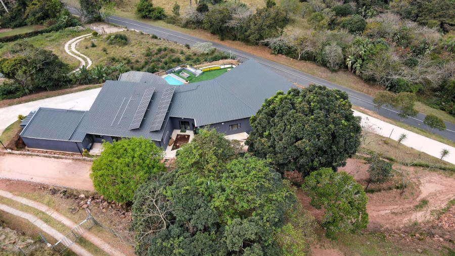6 Bedroom Property for Sale in Crestholme KwaZulu-Natal