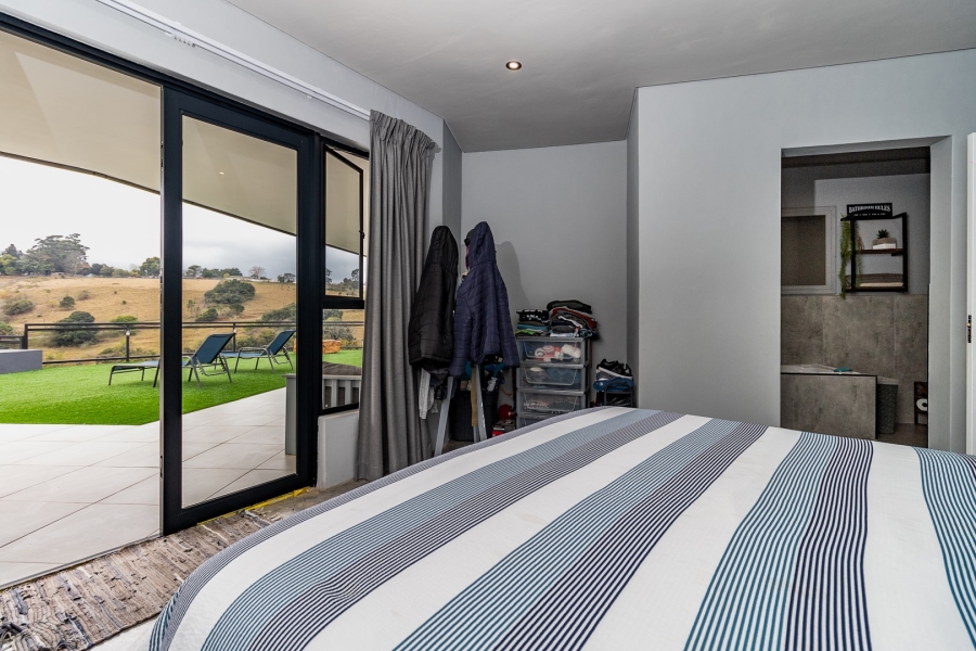 6 Bedroom Property for Sale in Crestholme KwaZulu-Natal