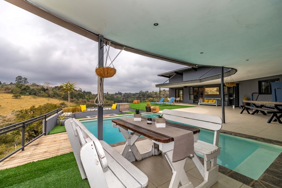 6 Bedroom Property for Sale in Crestholme KwaZulu-Natal