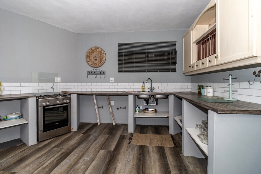 6 Bedroom Property for Sale in Crestholme KwaZulu-Natal