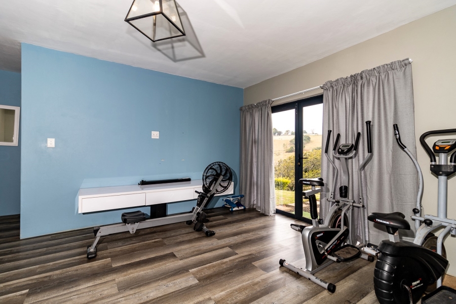 6 Bedroom Property for Sale in Crestholme KwaZulu-Natal