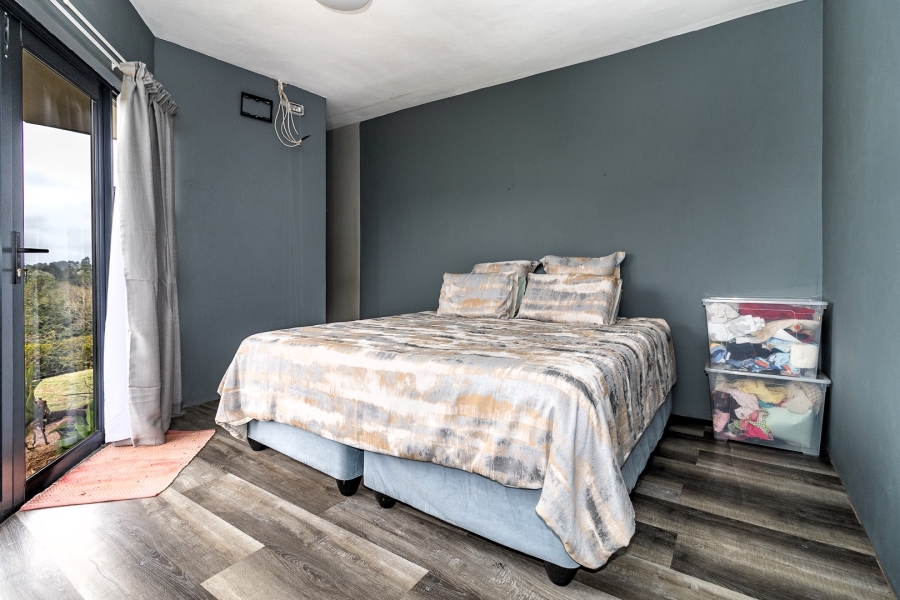 6 Bedroom Property for Sale in Crestholme KwaZulu-Natal