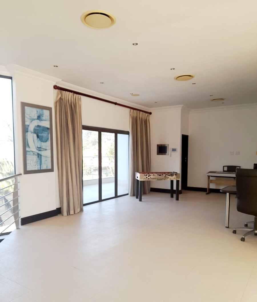 8 Bedroom Property for Sale in Umhlanga KwaZulu-Natal