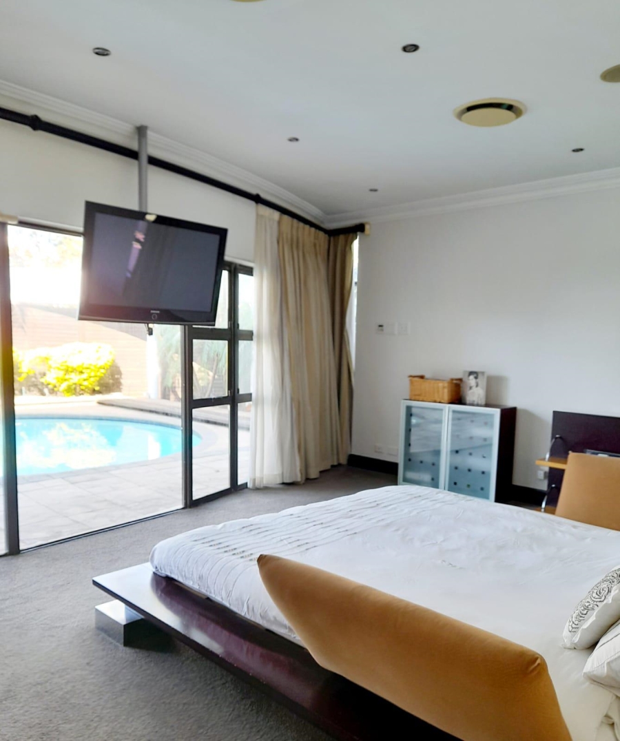 8 Bedroom Property for Sale in Umhlanga KwaZulu-Natal