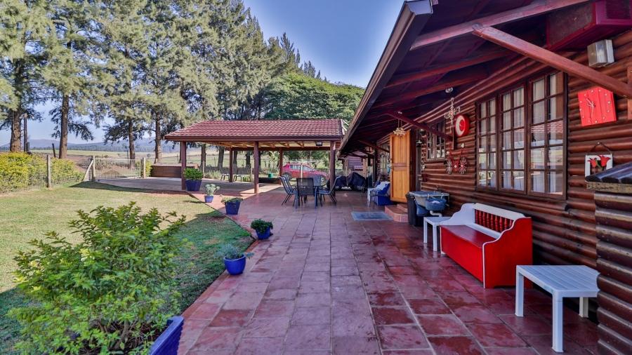 5 Bedroom Property for Sale in Albert Falls KwaZulu-Natal