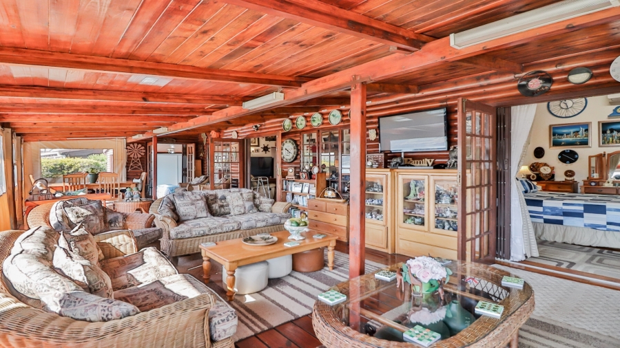 5 Bedroom Property for Sale in Albert Falls KwaZulu-Natal